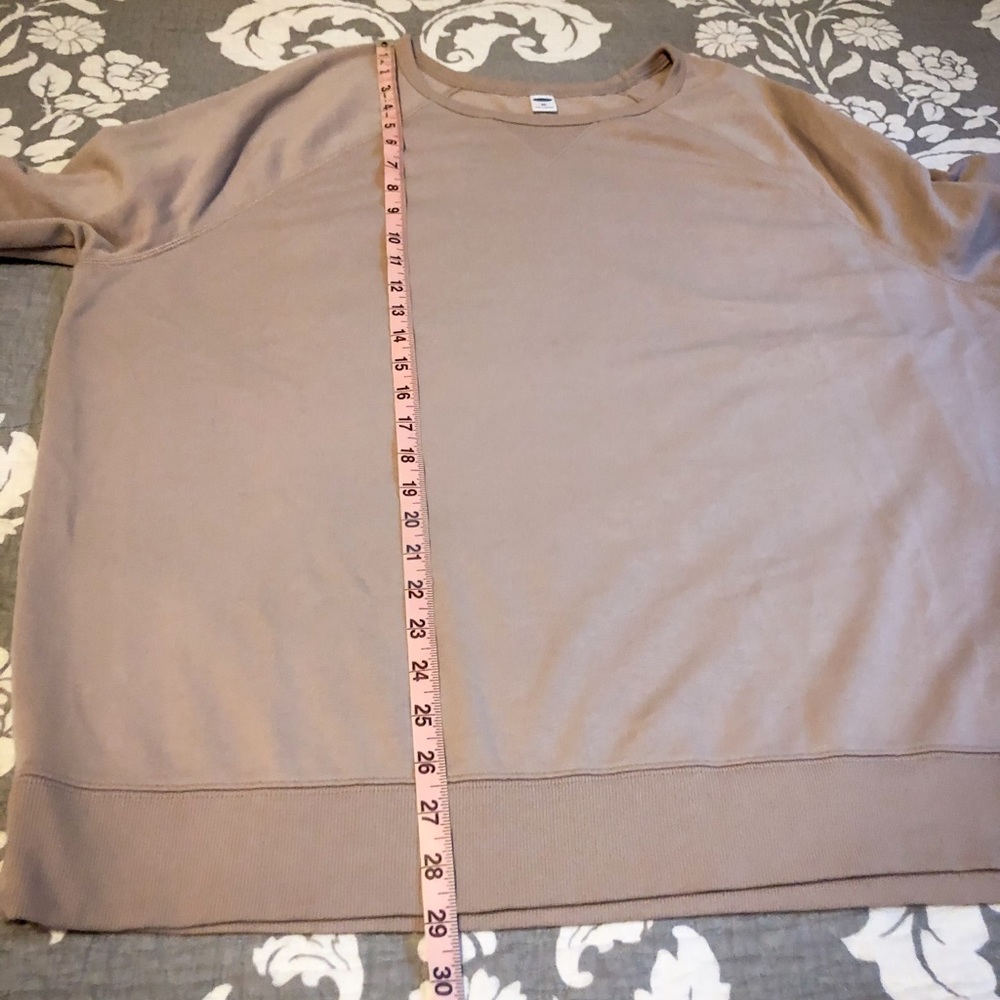SOLD***Old Navy- Long Sleeve Sweatshirt XXL - Picture 8 of 11